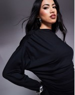 gathered detail long sve top in black