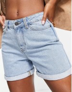 denim shorts in light blue