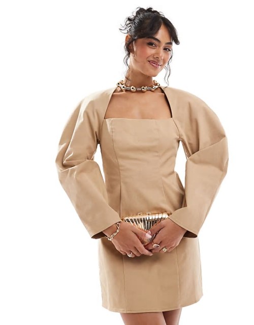 extreme volume sve mini dress in camel